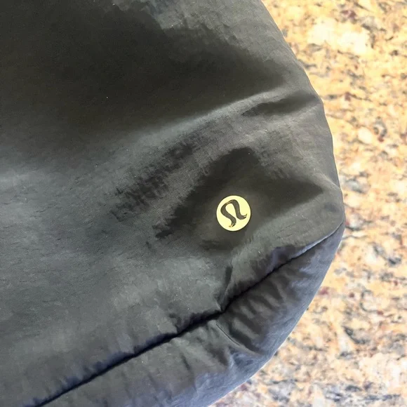 lululemon athletica Black On My Level Tote Bag - Picture 3 of 5